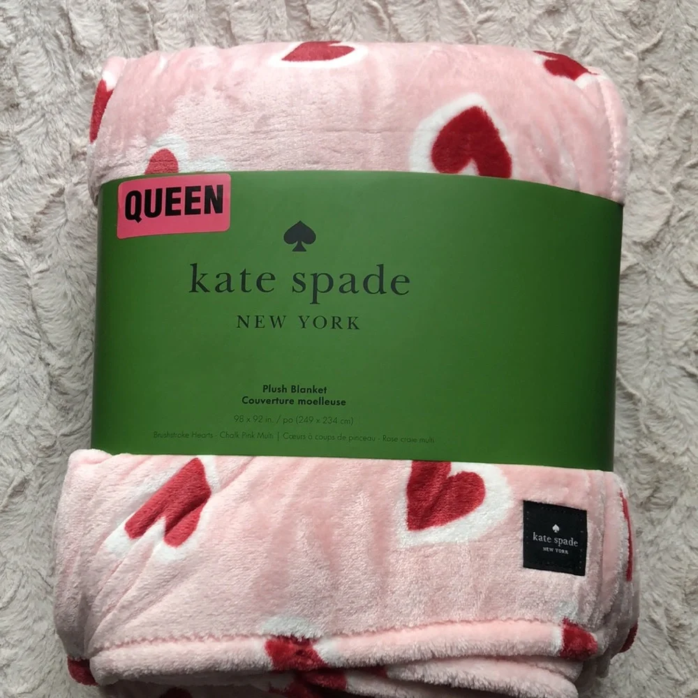 Kate Spade Brushstroke Hearts QUEEN Plush Blanket